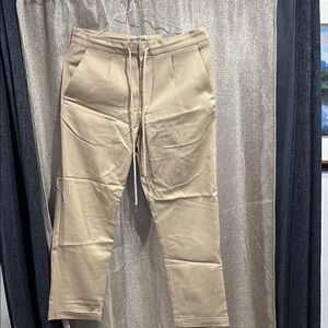 H&M Tan Sweatpants with Drawstring Waist and Relaxed Fit